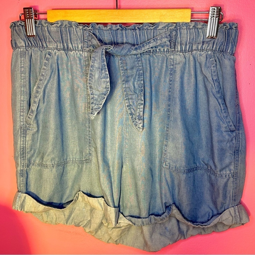 Tencel Paperbag Waist Denim Shorts - Blue - Size Medium